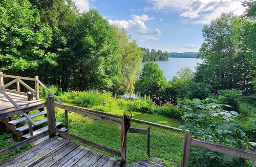Greensboro House | Gorgeous, spacious, 3-bedroom retreat on picturesque Caspian Lake in Greensboro