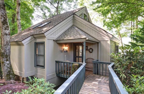 Lake Toxaway Cottage | Gorgeous views and easy access to Lake Toxaway, NC's Largest Private Lake.