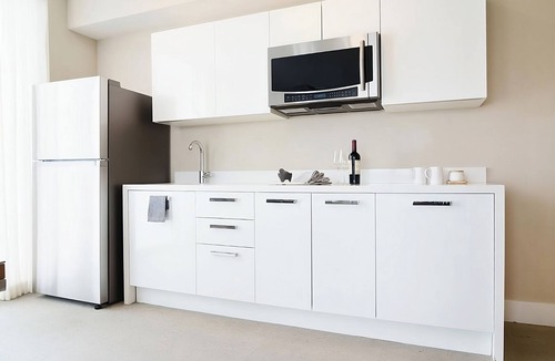 Bay Harbor Islands Hotel | Grand Deluxe 2BR Suite With Balcony at The Altair Hotel Bay Harbor Miami, Pool!