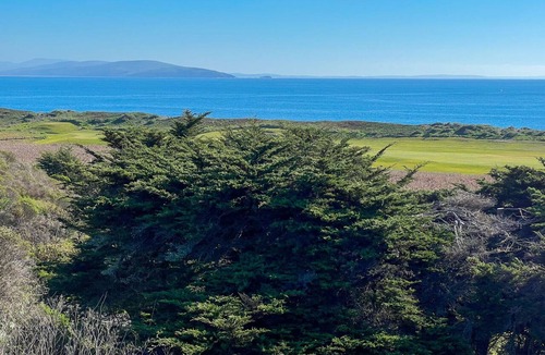 Bodega Bay House | Grayhaven - Panoramic views of the Pacific, spacious comfortable, 1 level.