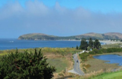 Bodega Bay House | Grayhaven - Panoramic views of the Pacific, spacious comfortable, 1 level.