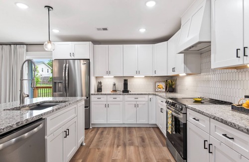 Cullman House | Green Rock Cottage- Near Smith Lake!