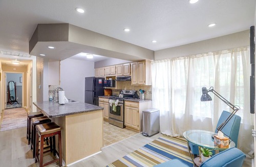 Bedford Cottage | Group-friendly Rambler w/Fenced Backyard & Deck