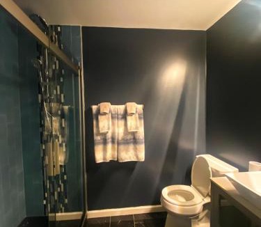East Point House | Guesthouse Getaway Studio