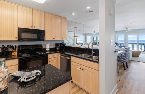 Sunnyside House | Gulf-Front Escape | Sleeps 8 | West End PCB | Gulf-Front Pool