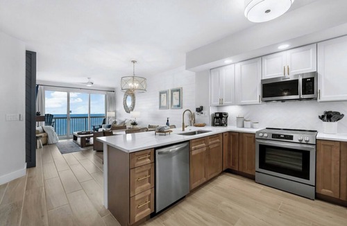 Miramar Beach Condo | GULF FRONT | Remodeled, Upscale 3 BR (2 King Suites) | Beach Chair Svc Included!