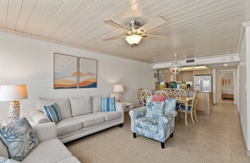Sunnyside House | Gulf Front Townhome on the Quiet West End | Sleeps 12 | Pool, Garage + Steps to the Sand