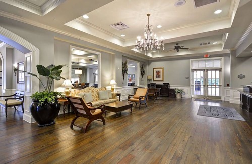 Yamacraw Village Hotel | Hampton Inn & Suites Savannah