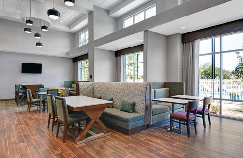 MacClenny Hotel | Hampton Inn And Suites Macclenny I-10
