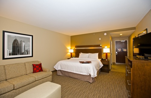 McDonough Hotel | Hampton Inn Atlanta McDonough