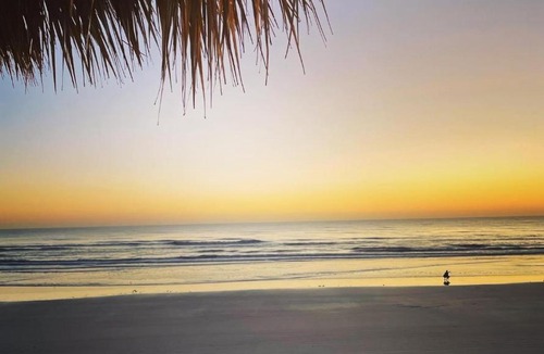 Daytona Beach Hotel | Hampton Inn Daytona Beach/Beachfront