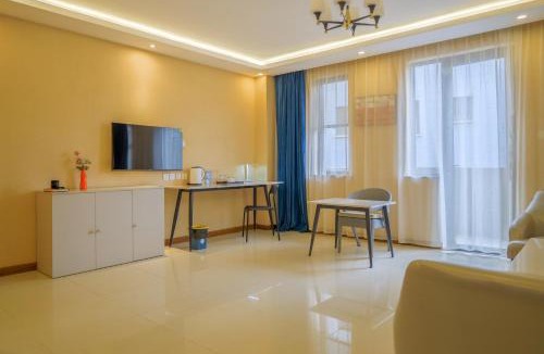 West Crossing Hotel | Harmony Hotel