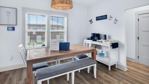 Sunnyside House | Heated Pool! 4BR Pool Home, Sleeps 15, Game Room & Minutes to 30A & Pier Park