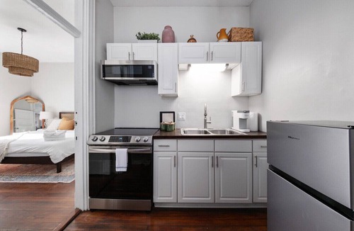 Macon Apartment | Heritage Suite · Great Location · Free Parking