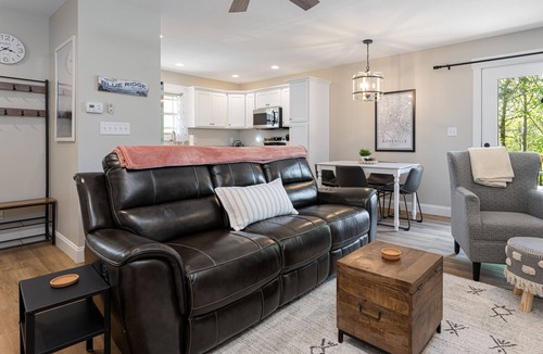 Alexander House | Hideaway Hill- Close to Downtown Asheville