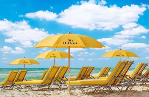 Mid Beach Resort | Hilton Cabana Miami Beach Resort