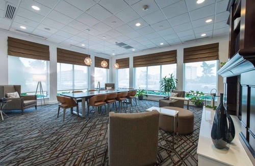Eagan Park Hotel | Hilton Garden Inn Atlanta Airport North