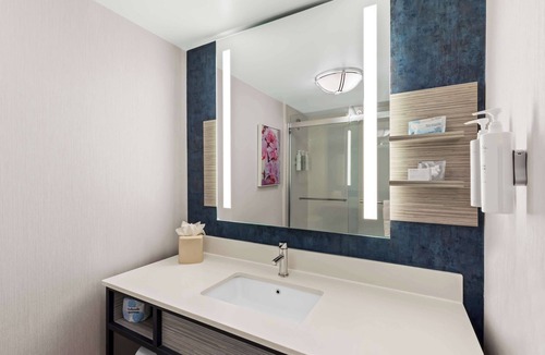 Eagan Park Hotel | Hilton Garden Inn Atlanta Airport North