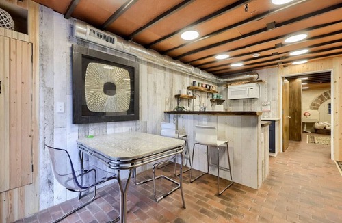 Stouchsburg House | Historic Mill House w Hot Tub and Fishing Pond