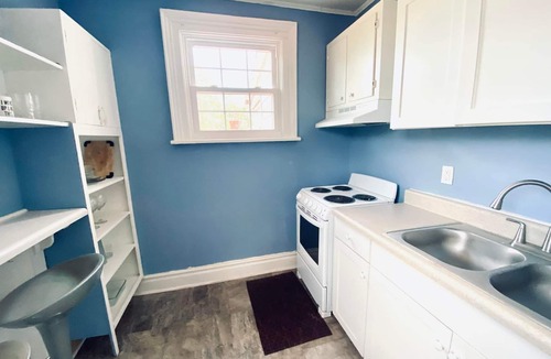 Summerville Apartment | Historic Retreat on Central Ave (2bedroom)