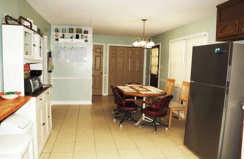 Madison House | Holiday Haven for Vacation 3 bdrm K, Q, Tw 2 bds sleeps 6 to 7