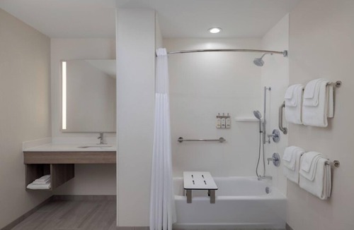 Normal Hotel | Holiday Inn Express And Suites Huntsville Northeast by IHG