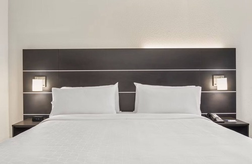 Douglasville Hotel | Holiday Inn Express Atlanta W/I-20/Douglasville by IHG