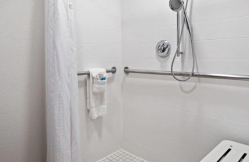 Town Center Hotel | Holiday Inn Express - Atlanta-Kennesaw by IHG