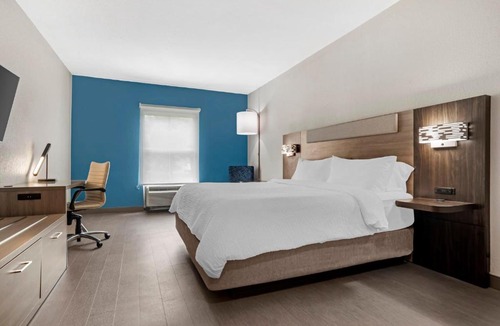 Fairhope Hotel | Holiday Inn Express Fairhope - Point Clear by IHG
