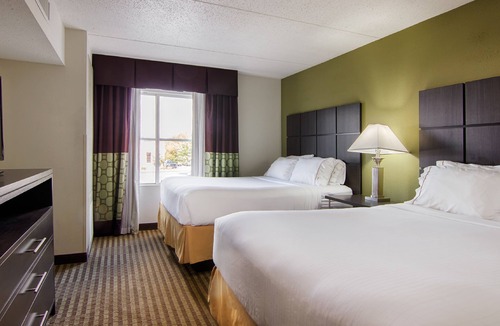 Mooresville Hotel | Holiday Inn Express Hotel & Suites Mooresville - Lake Norman by IHG