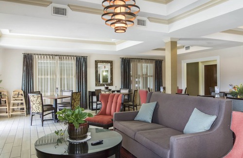 Cullman Hotel | Holiday Inn Express Hotel & Suites Cullman by IHG