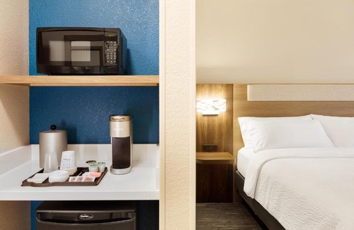 Normal Hotel | Holiday Inn Express & Suites Huntsville Northeast by IHG