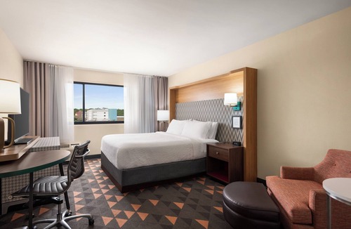 Tillmans Corner Hotel | Holiday Inn Mobile West I-10 by IHG