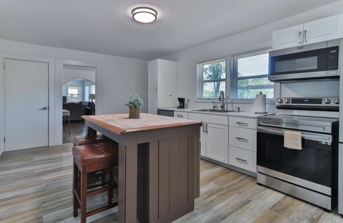 Conover Apartment | Home away from home