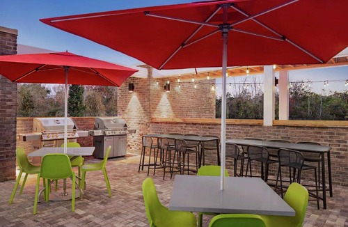 Fernandina Beach Hotel | Home2 Suites By Hilton Fernandina Beach on Amelia Island, FL