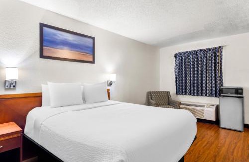 MacClenny Hotel | Homestay Inn and suites