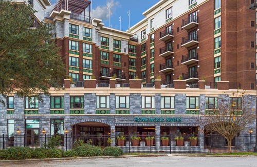 Hitch Village - Fred Wessels Homes Hotel | Homewood Suites Savannah Historic District/Riverfront
