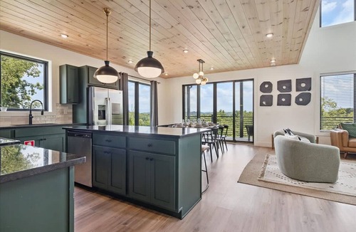 Sevierville Apartment | Horizons Ahead Mountain Home by Beyond Expectations With Pool