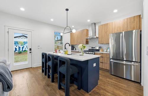 Atlanta House | Hot Tub, Fire Pit, Office+Monitors, Walk2Beltline