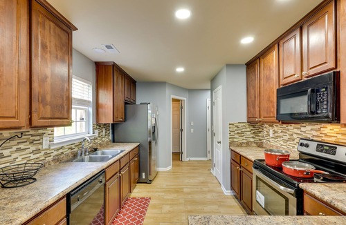 Belle Mina House | Huntsville Vacation Rental < 5 Mi to Airport!