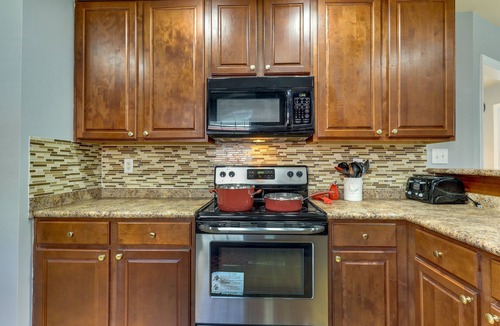 Belle Mina House | Huntsville Vacation Rental < 5 Mi to Airport!
