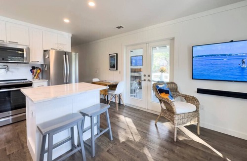 Inlet Beach Cottage | Inlet Beach Cottage | Walk to Sand + Near 30A