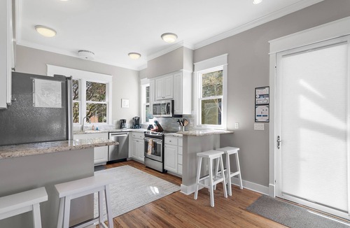 Sunnyside House | "Inn High Cotton" 3 min walk to the beach in Carillon Beach! New Updates 2026!