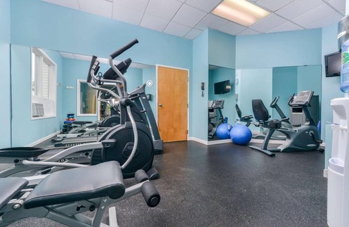 Mansfield Center Hotel | Inn on Storrs