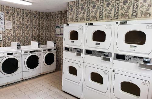 Macon Hotel | InTown Suites Extended Stay Macon GA