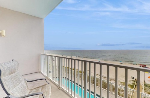 Ono Island House | Inviting Gulf-front condo In Perdido Key with waterfront pool hot tub and oceanfront balcony