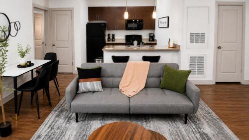 Five Points South Apartment | Iron City Retreat Modern 2BR Stay 4