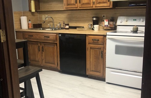 New Castle Apartment | It’s the Apartment downstairs for me!
