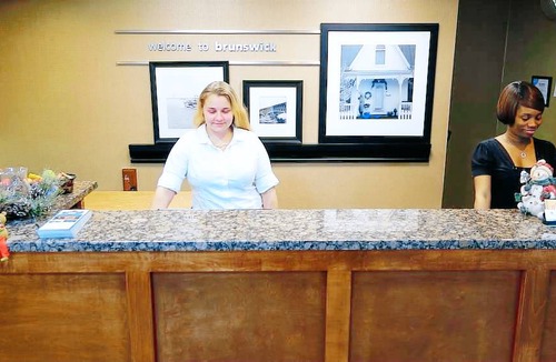 Dock Junction Hotel | Jameson Inn Brunswick Golden Isles