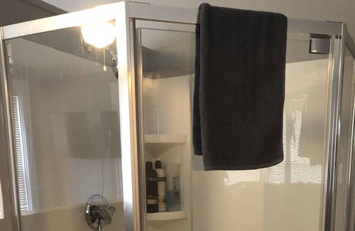 Warwick House | Java Suite #3
